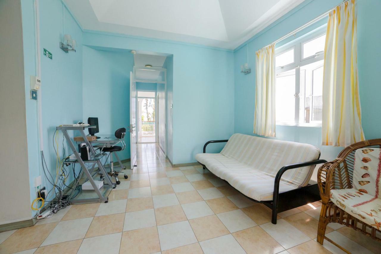 Villa Bella Charming Beachfront Guesthouse Blue Bay Exterior photo
